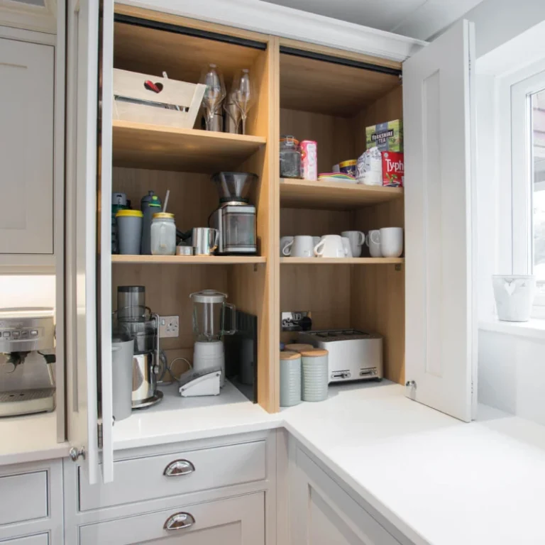 shaker kitchen units